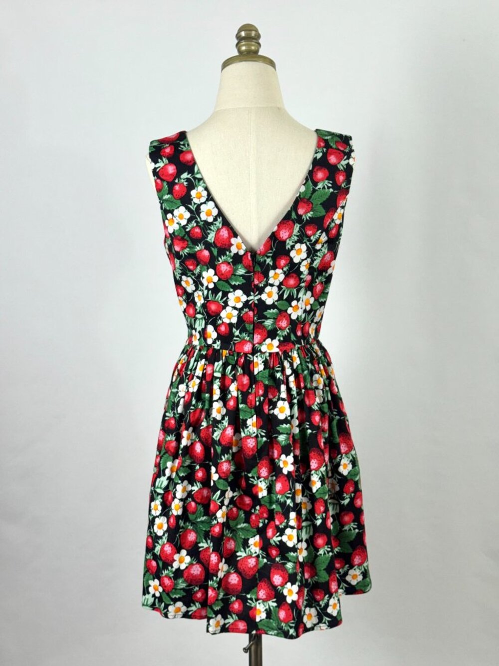 Hell Bunny Strawberry Retro Pin Up Fit & Flare Dress Vtg 50s-Style Sleeveless - Picture 5 of 10